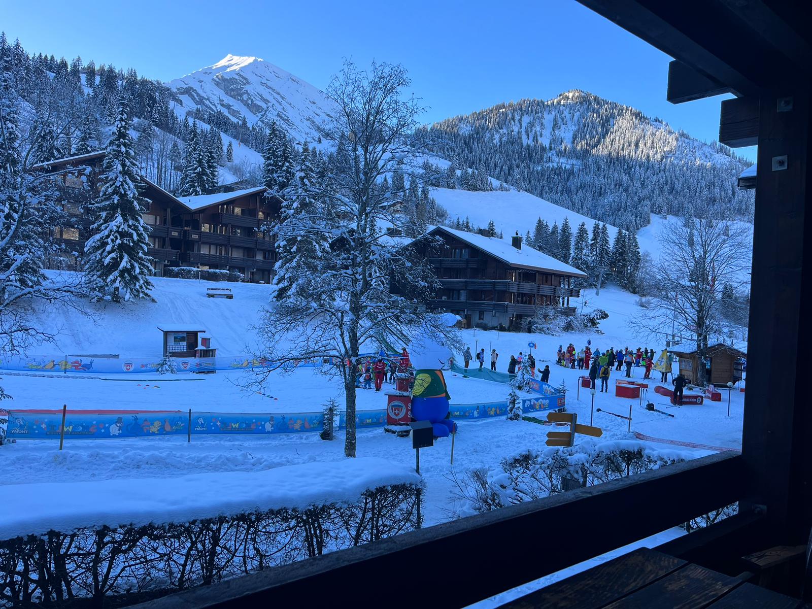 Ausblick vom Balkon im Winter